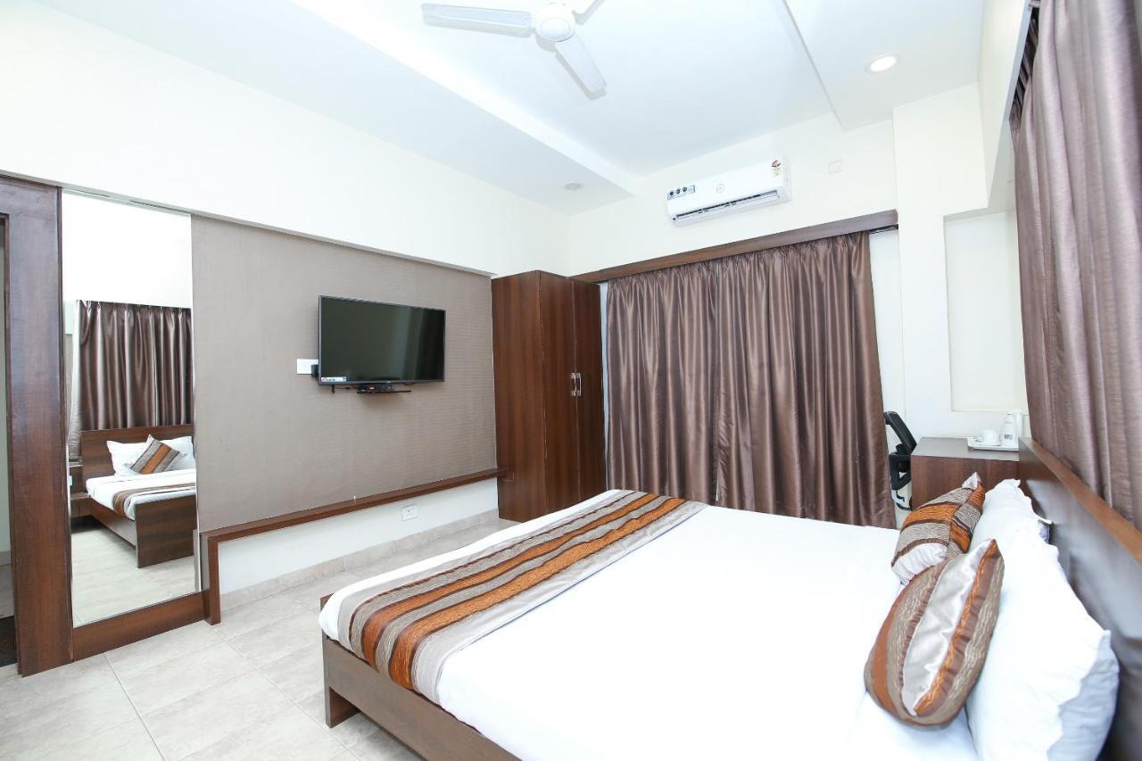 Jabali Palace Otel Jabalpur Dış mekan fotoğraf