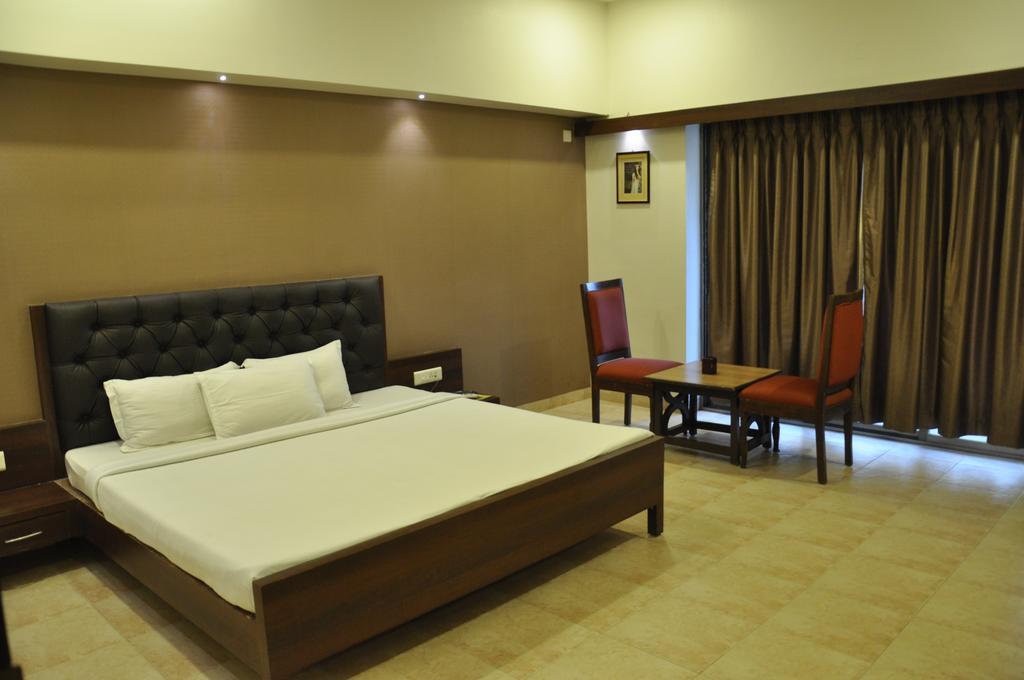 Jabali Palace Otel Jabalpur Dış mekan fotoğraf