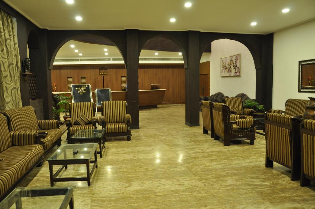Jabali Palace Otel Jabalpur Dış mekan fotoğraf