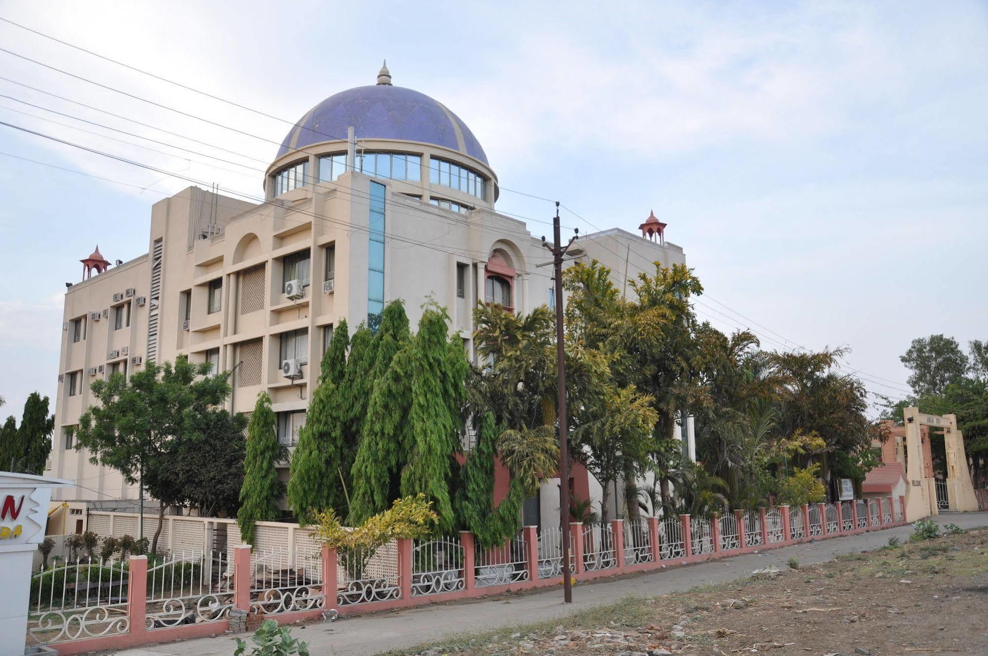 Jabali Palace Otel Jabalpur Dış mekan fotoğraf